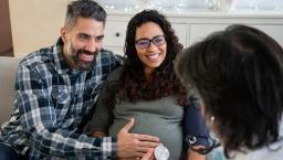 Couple, pregnant woman